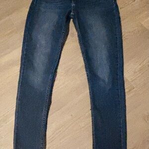 Signature by Levi Strauss Dark Blue Skinny Jeans